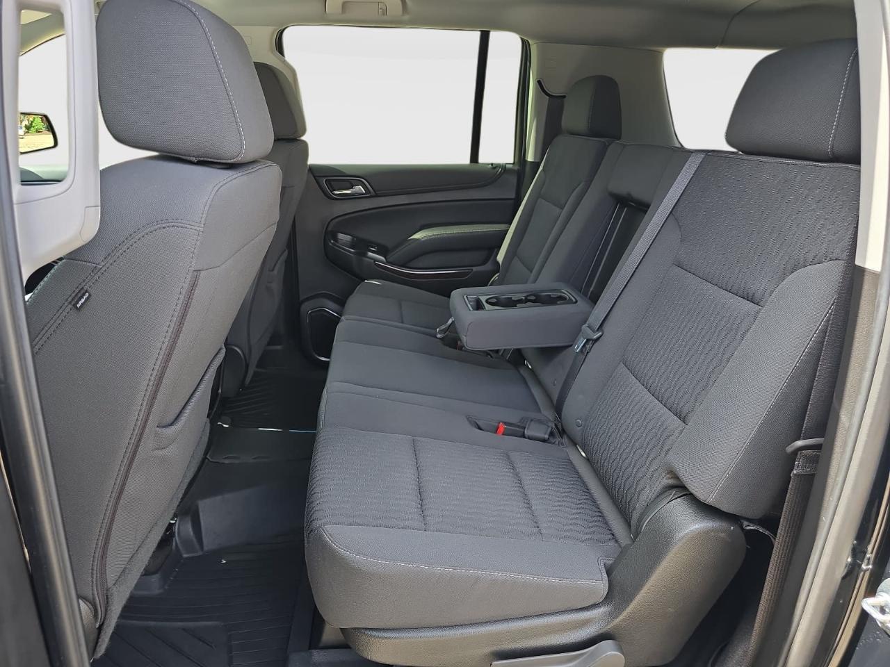 GMC Yukon XL SLE 4WD 2019