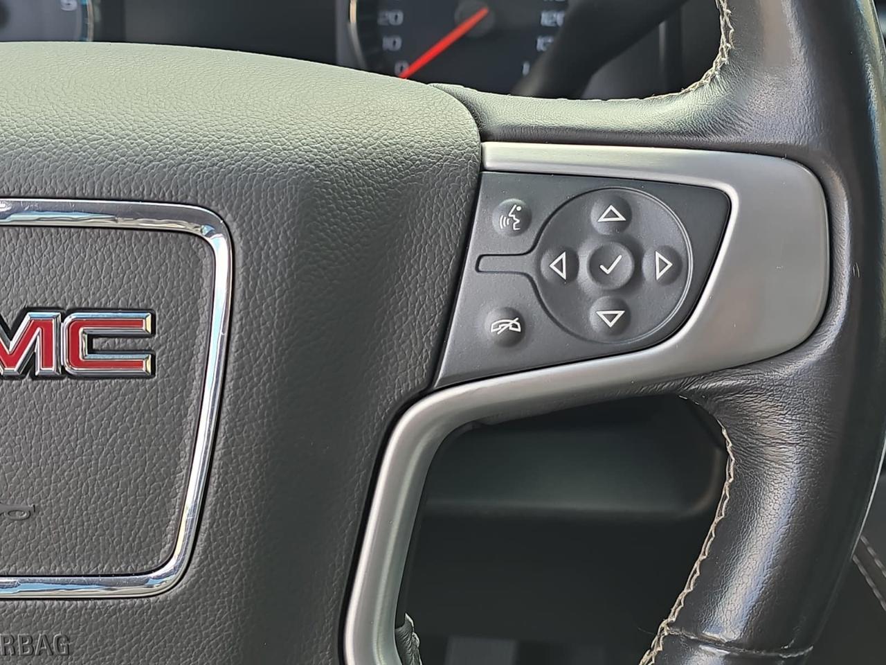GMC Yukon XL SLE 4WD 2019