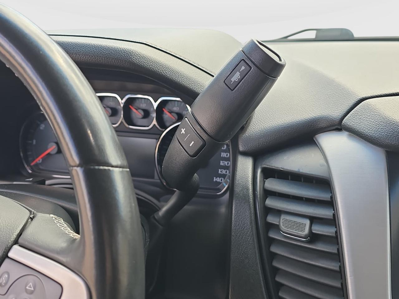 GMC Yukon XL SLE 4WD 2019