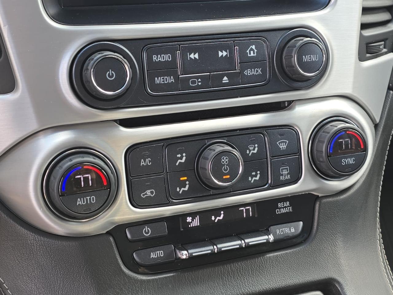 GMC Yukon XL SLE 4WD 2019