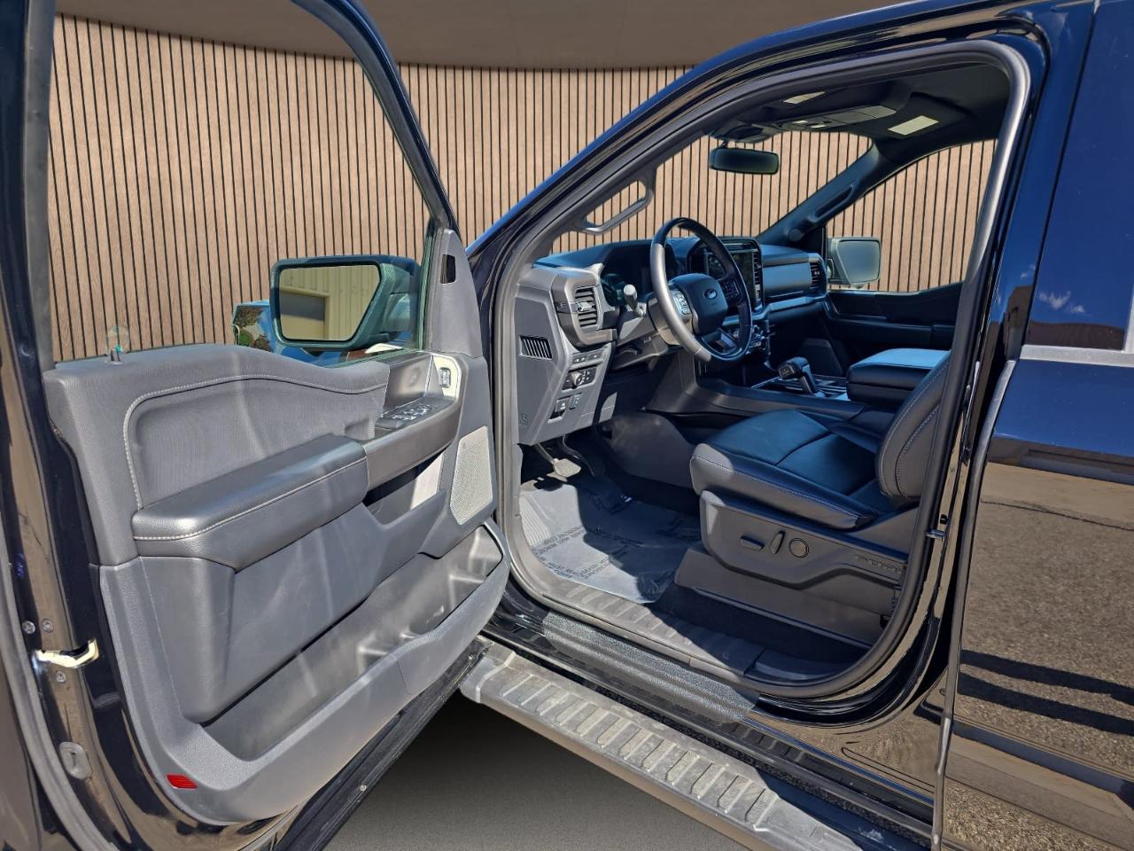 Ford F150 XLT Supercrew 4WD 2024