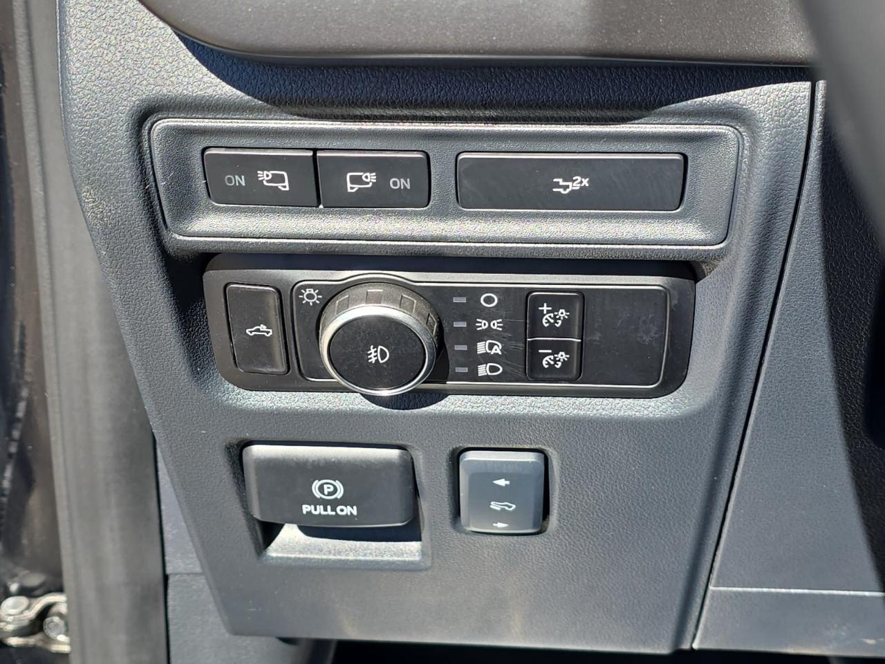 Ford F150 XLT Supercrew 4WD 2024