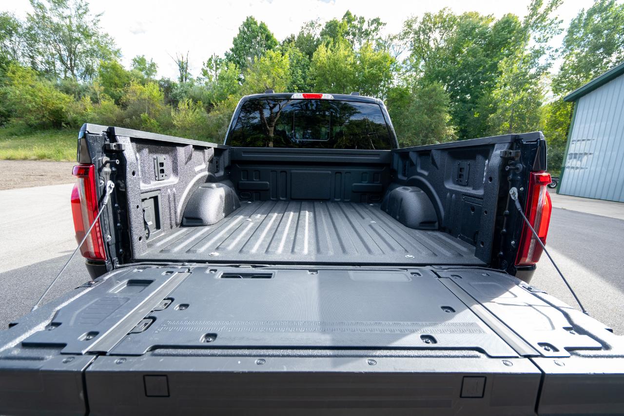 Ford F150 Lariat Supercrew 4WD 2025