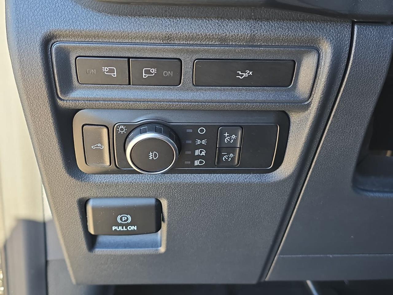 Ford F150 XLT Supercrew 4WD 2023
