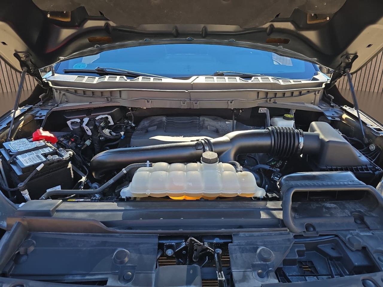 Ford F150 XLT Supercrew 4WD 2023