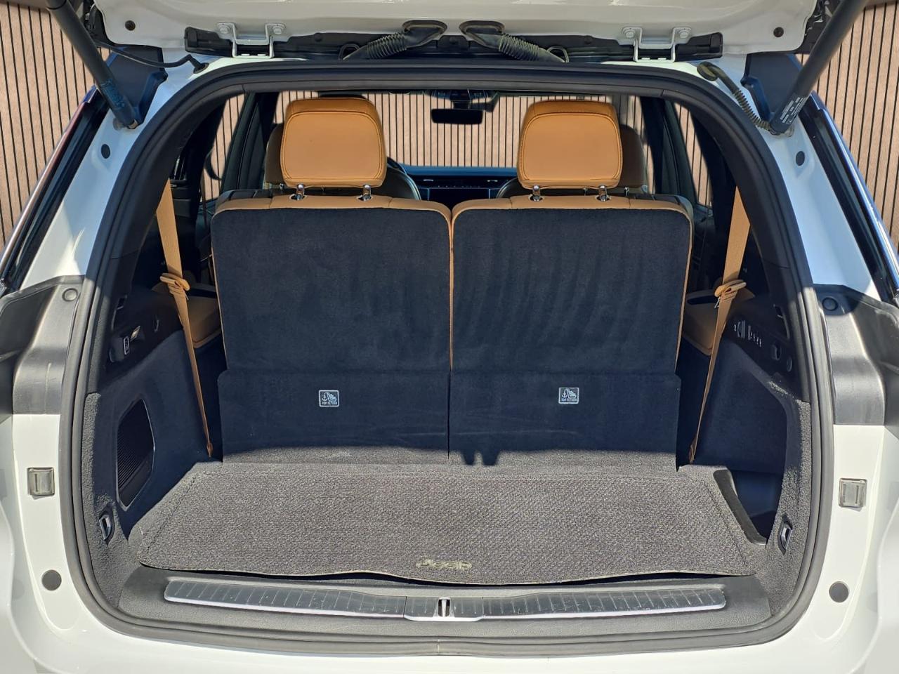 Jeep Grand Cherokee L Summit 4WD 2024