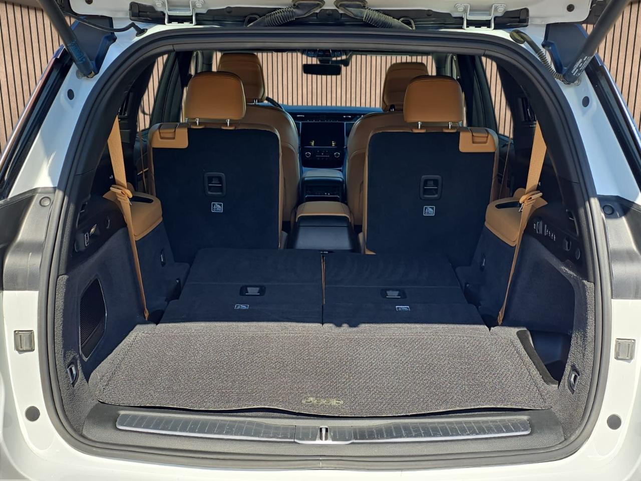 Jeep Grand Cherokee L Summit 4WD 2024