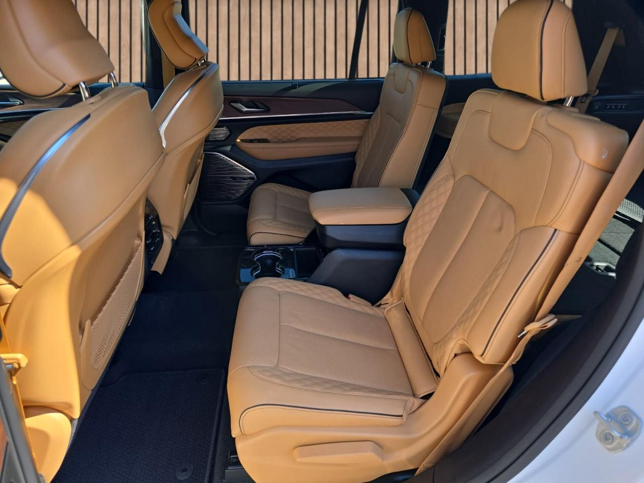 Jeep Grand Cherokee L Summit 4WD 2024
