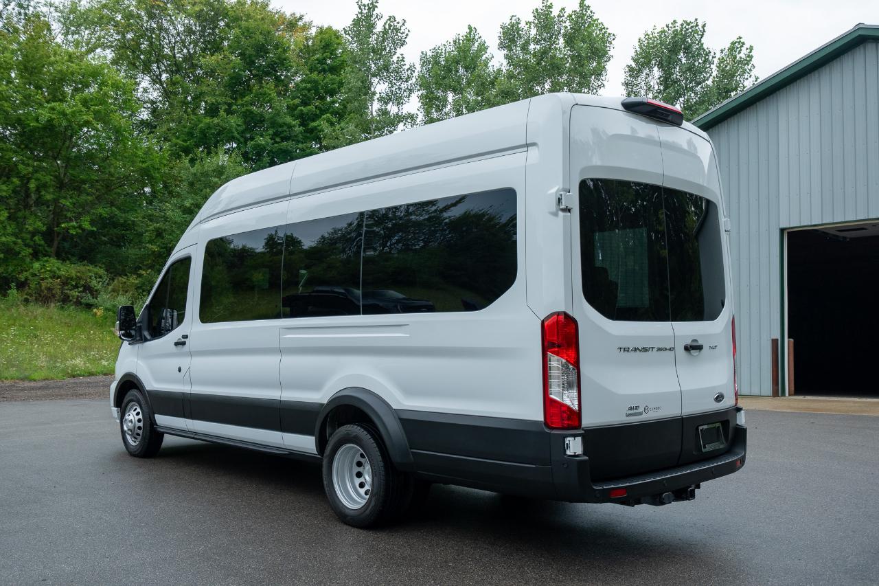 Ford Transit 350 Wagon HD High Roof XLT Sliding Pass. 148 WB EL 2023