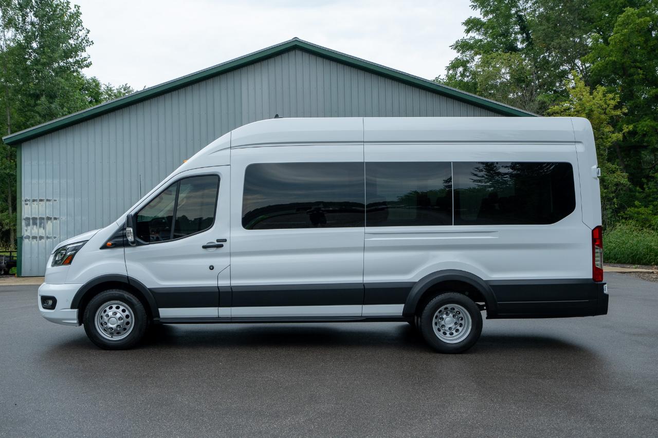 Ford Transit 350 Wagon HD High Roof XLT Sliding Pass. 148 WB EL 2023