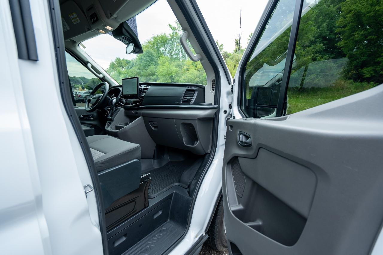Ford Transit 350 Wagon HD High Roof XLT Sliding Pass. 148 WB EL 2023