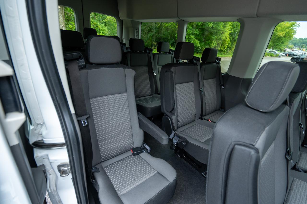 Ford Transit 350 Wagon HD High Roof XLT Sliding Pass. 148 WB EL 2023