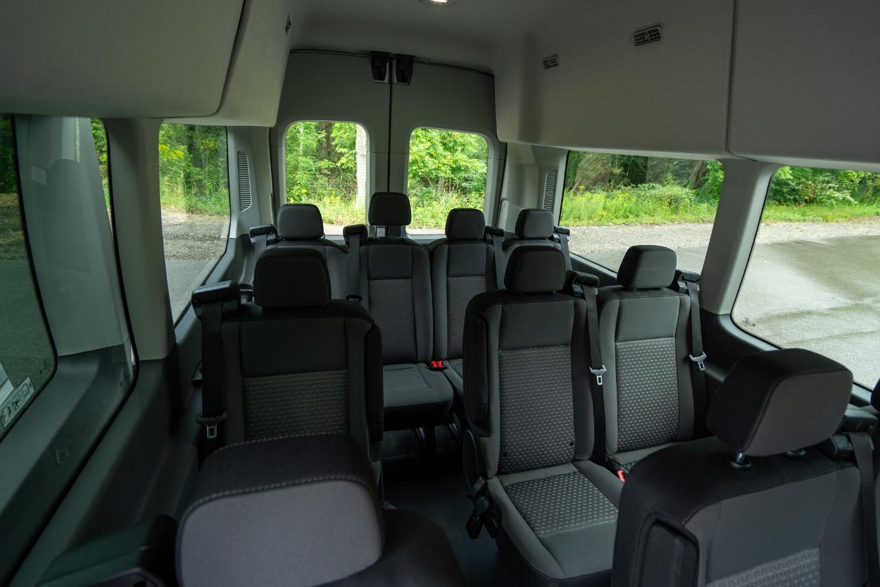 Ford Transit 350 Wagon HD High Roof XLT Sliding Pass. 148 WB EL 2023
