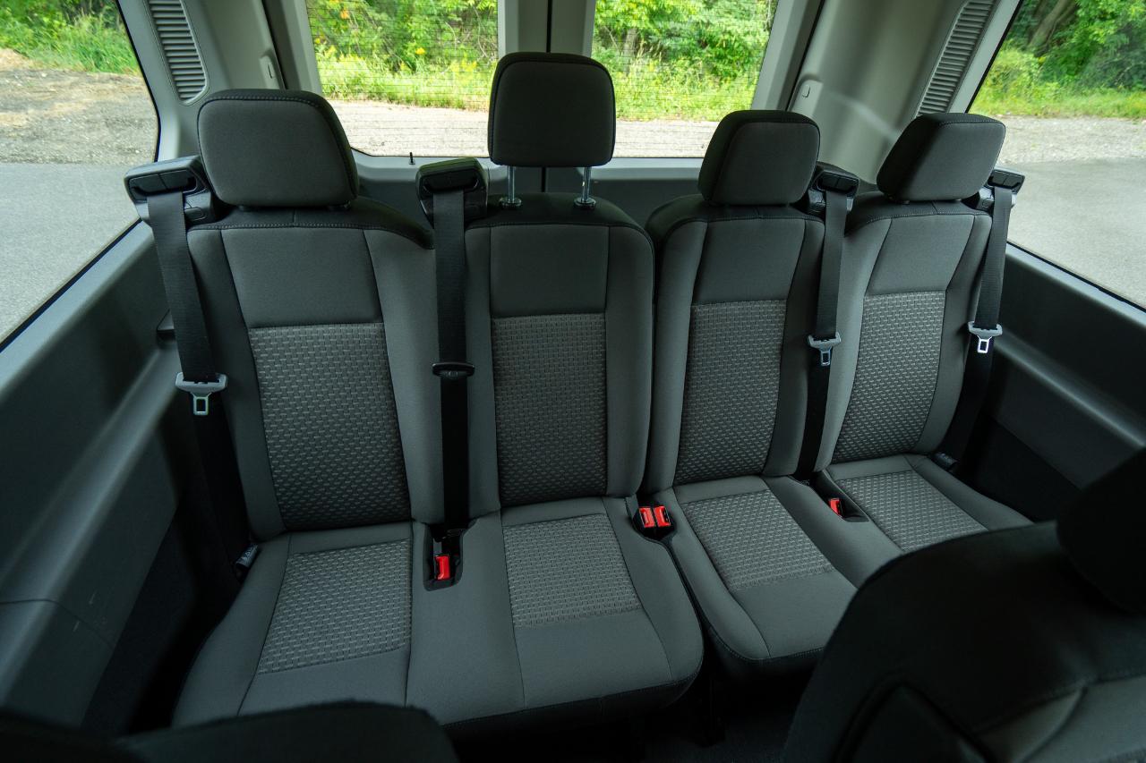 Ford Transit 350 Wagon HD High Roof XLT Sliding Pass. 148 WB EL 2023