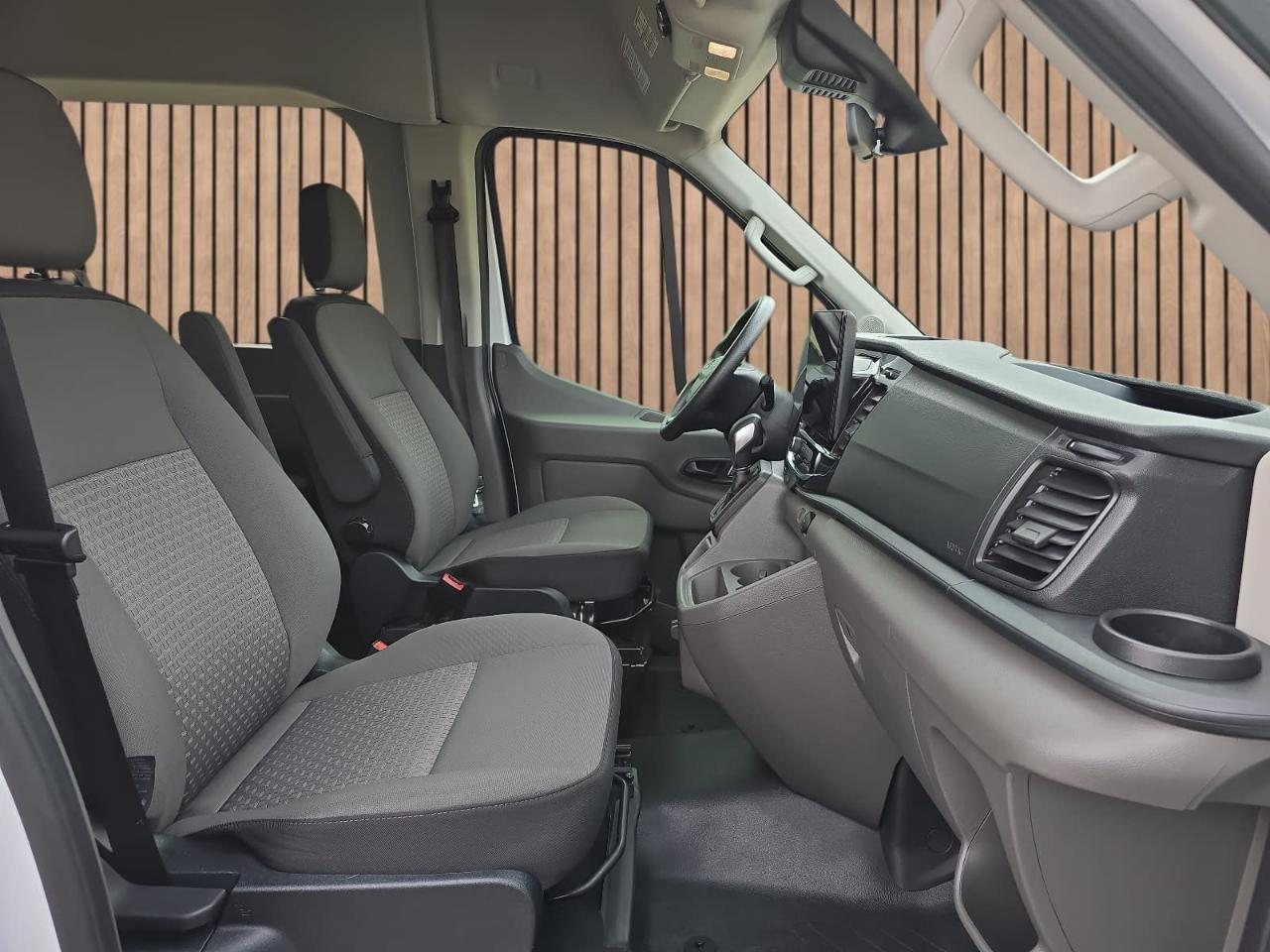 Ford Transit 350 Wagon HD High Roof XLT Sliding Pass. 148 WB EL 2023