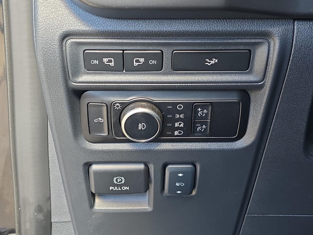 Ford F150 XLT Supercrew 4WD 2024