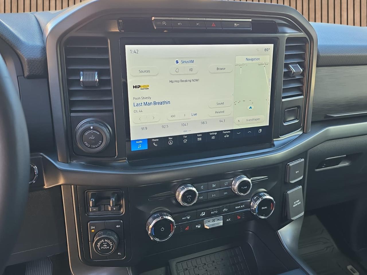 Ford F150 XLT Supercrew 4WD 2024