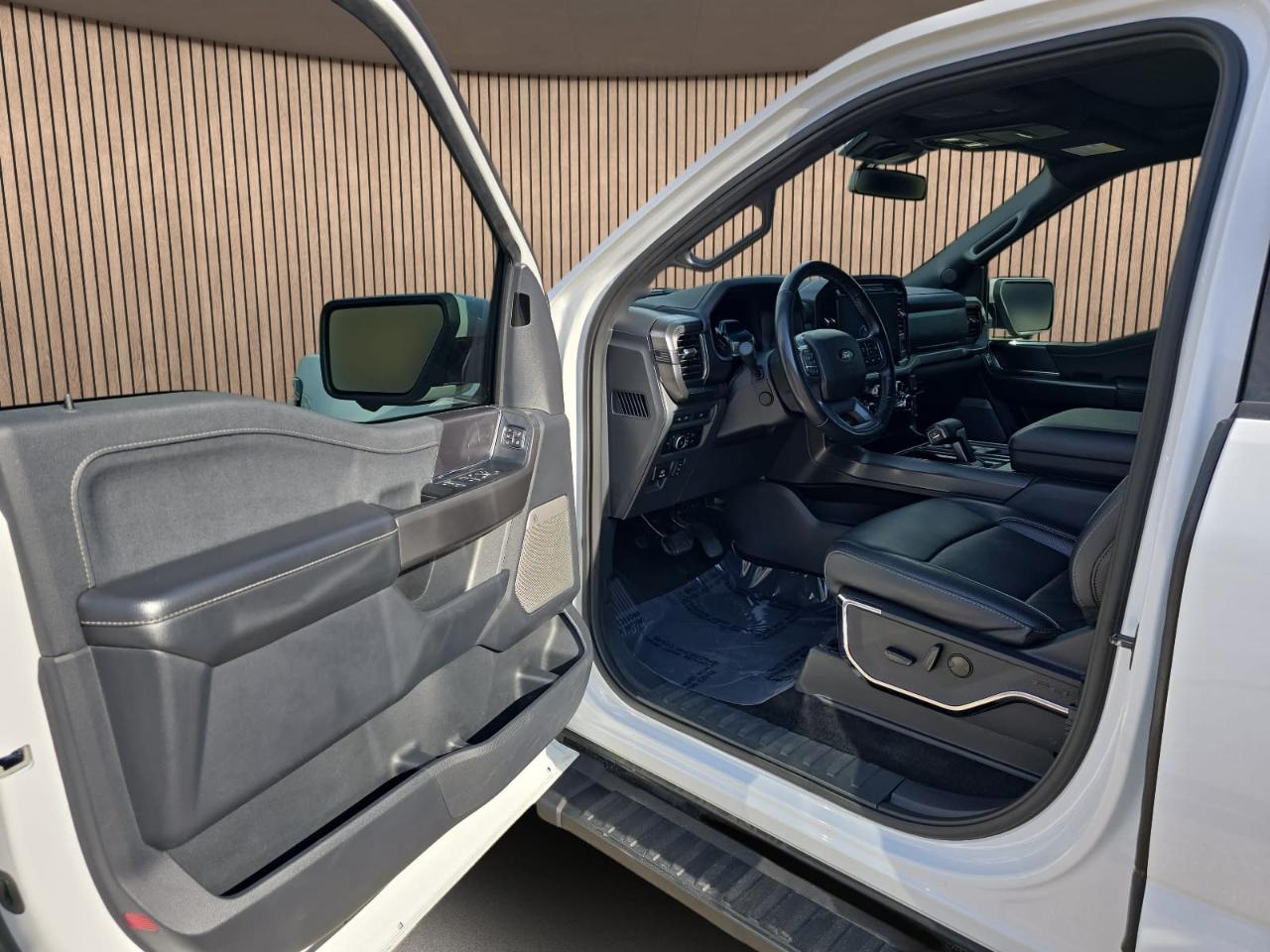 Ford F150 Lariat Supercrew 4WD 2024