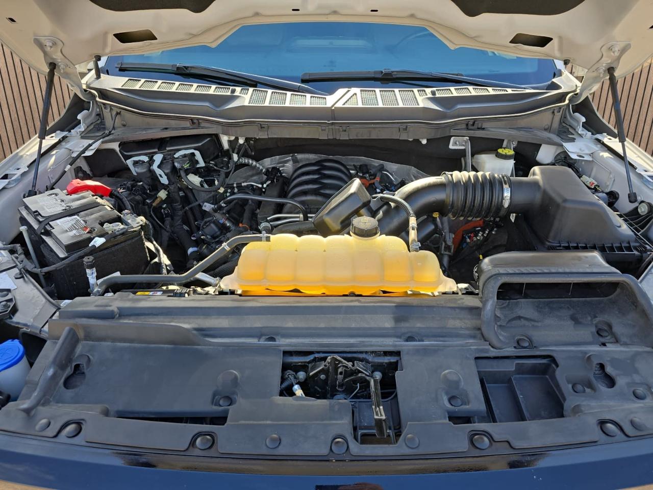 Ford F150 Lariat Supercrew 4WD 2024