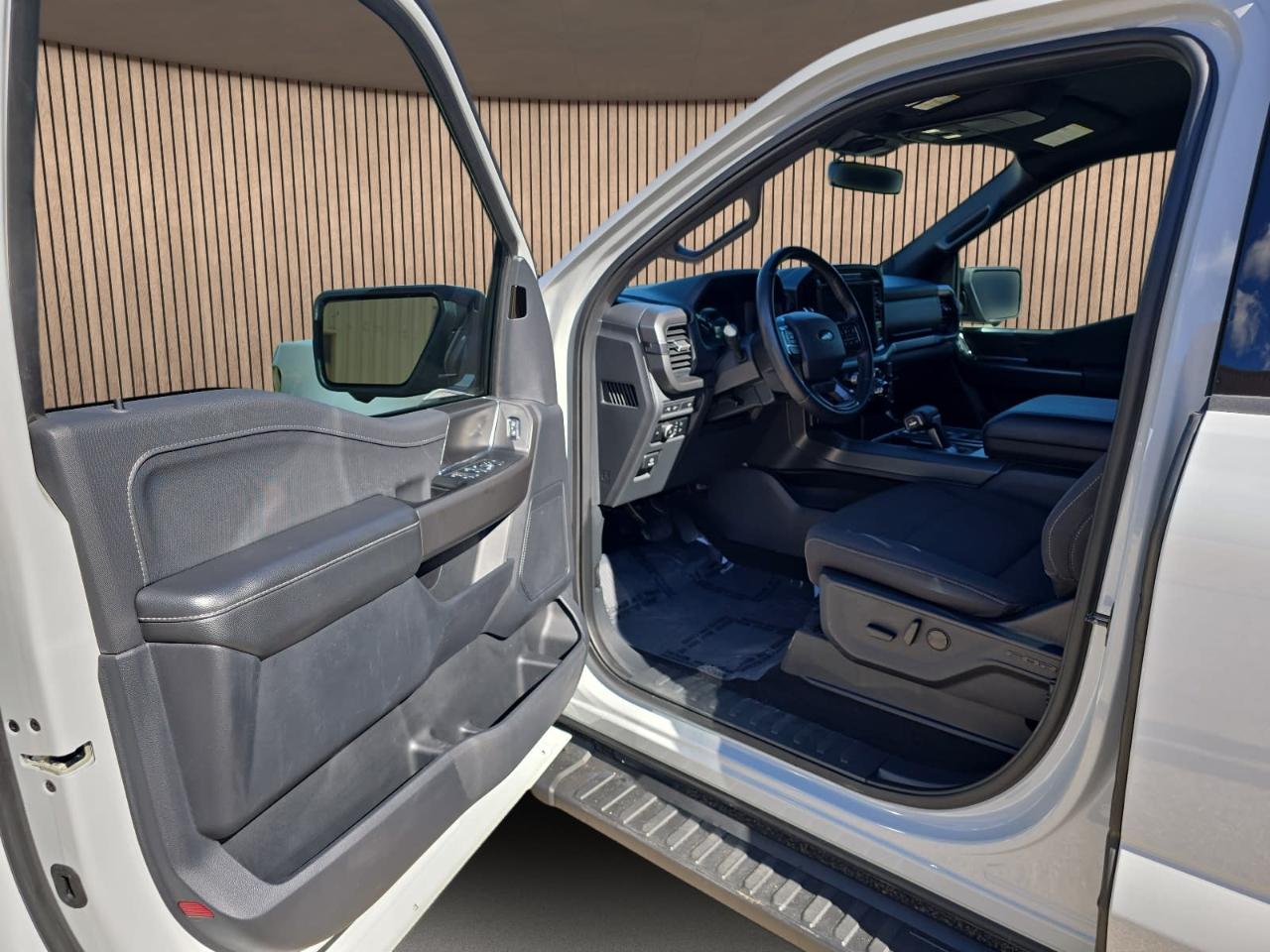 Ford F150 XLT Supercrew 4WD 2024