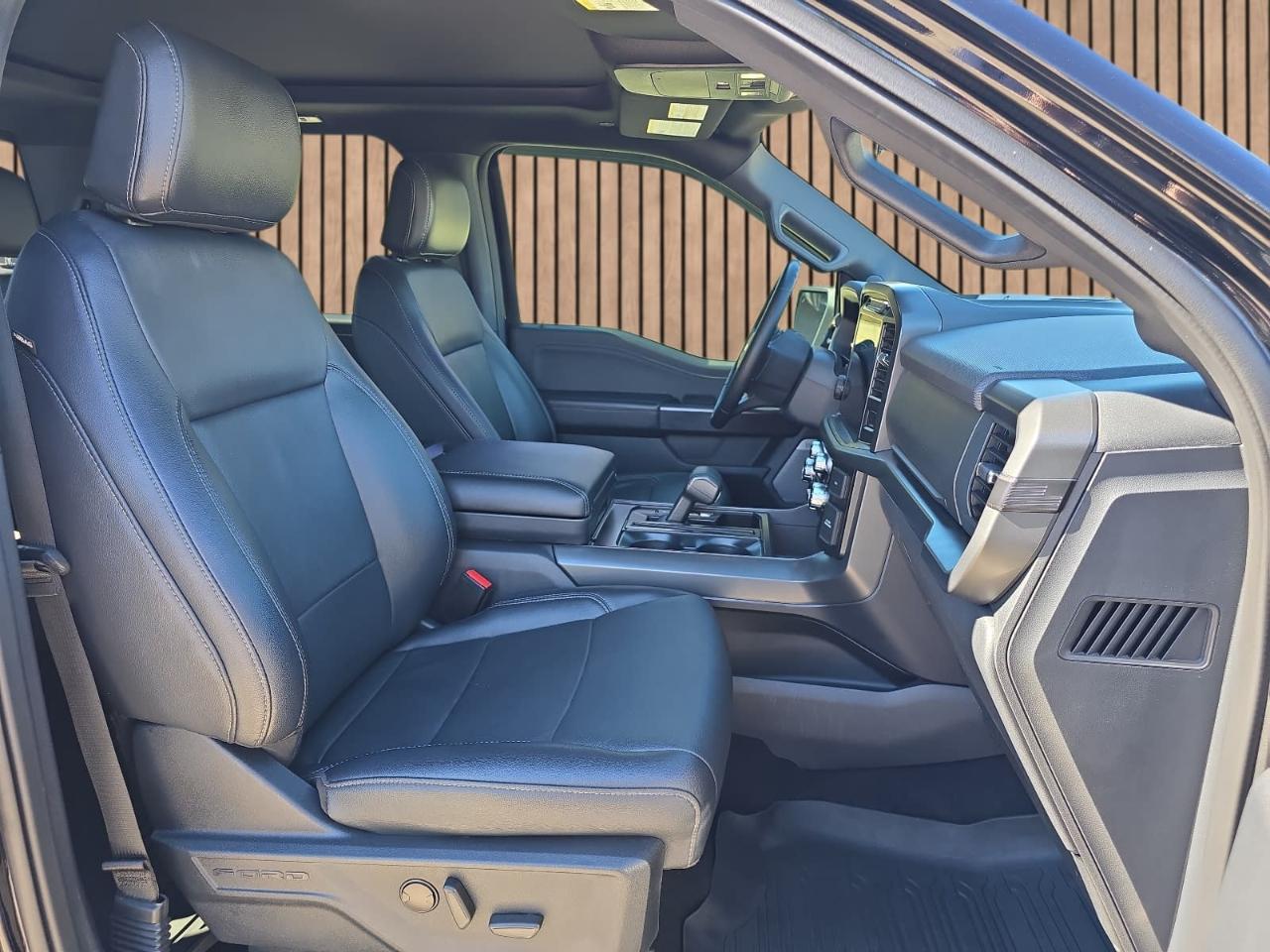 Ford F150 XLT Supercrew 4WD 2024