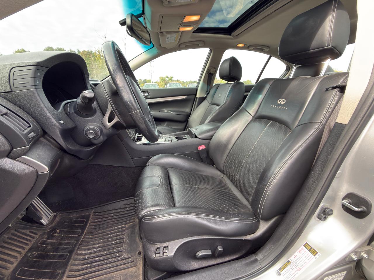 Infiniti G Sedan G37x AWD 2011