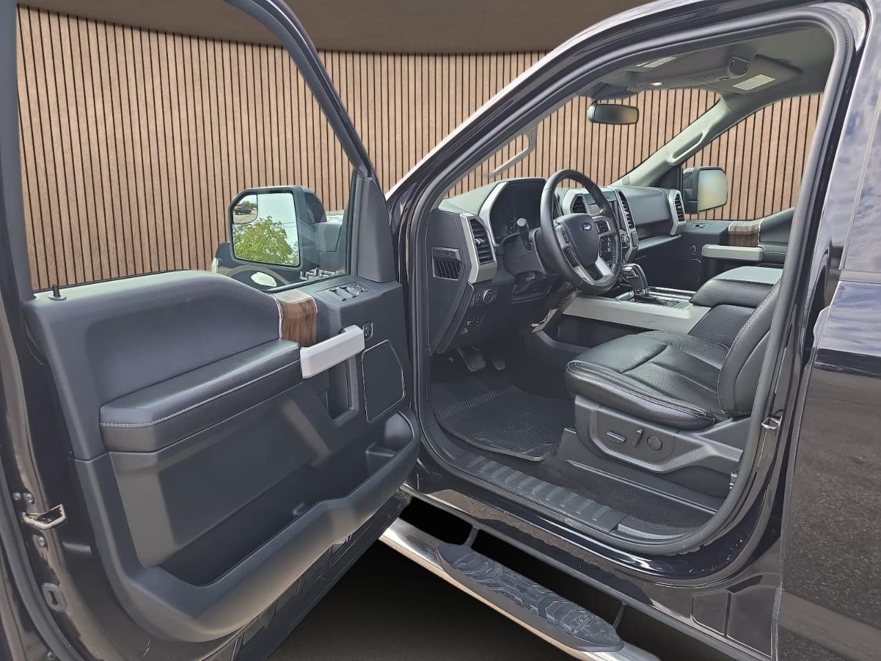 Ford F150 Lariat Supercrew 4WD 2019