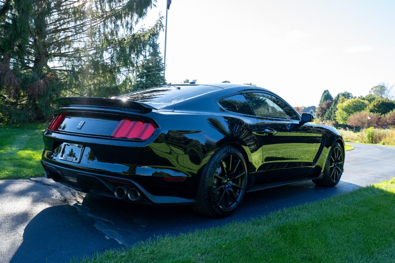Ford Shelby GT350  2017