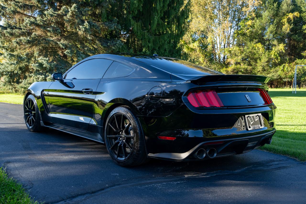Ford Shelby GT350  2017
