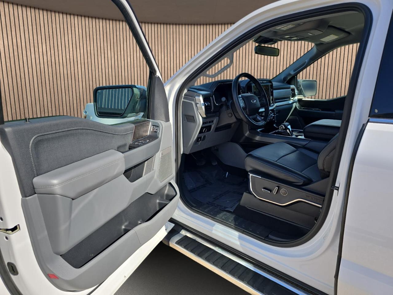 Ford F150 Lariat Supercrew 4WD 2023