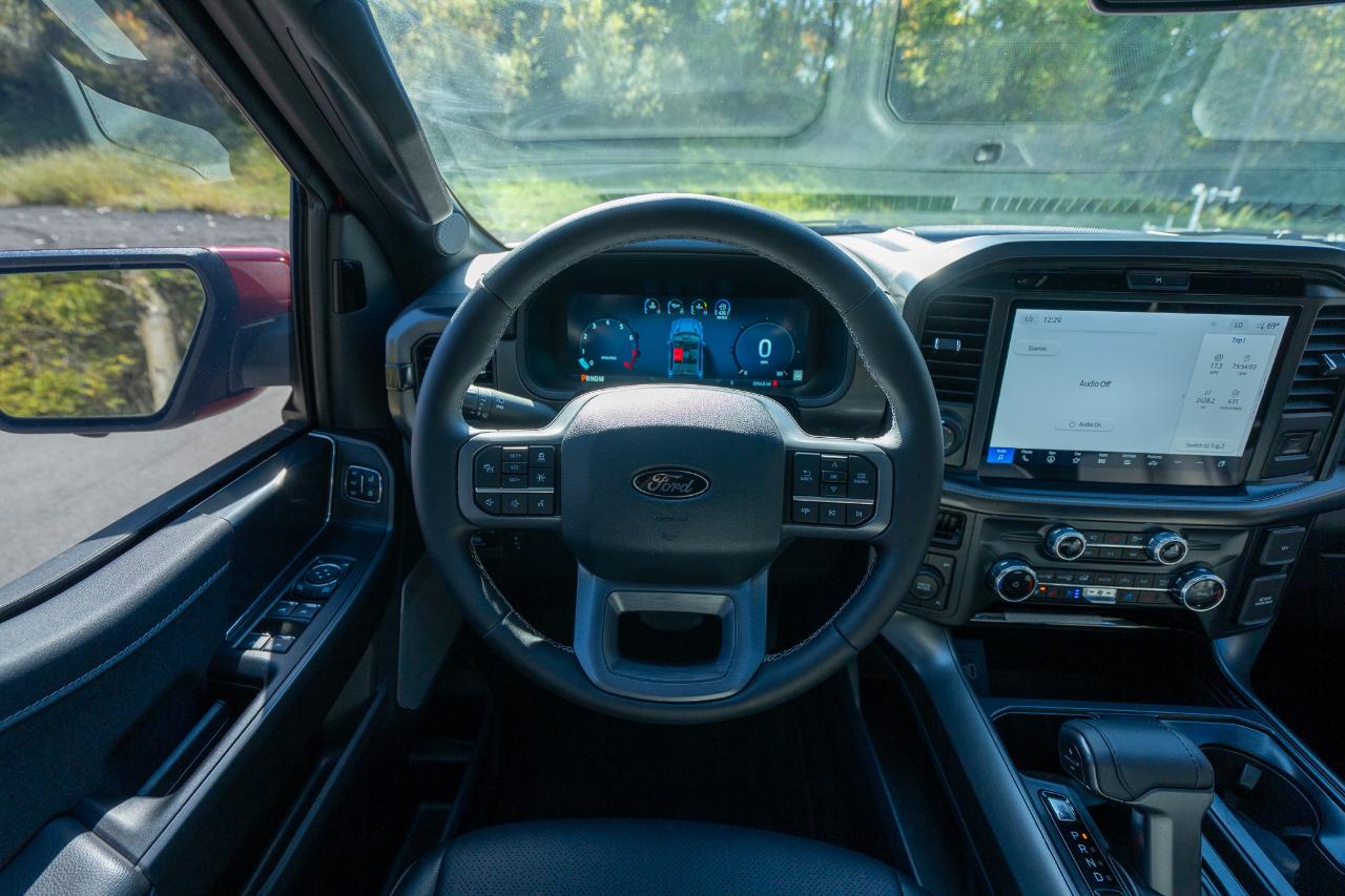 Ford F150 Lariat Supercrew 4WD 2025
