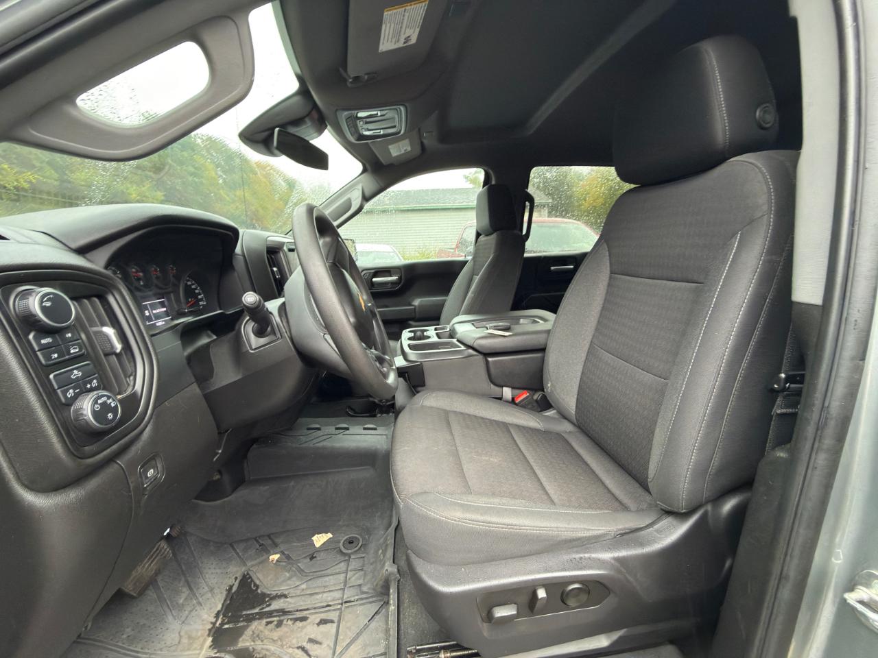 Chevrolet Silverado 1500 Custom Crew Cab 4WD 2023