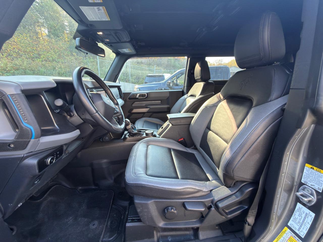 Ford Bronco Black Diamond 2-Door w/Advanced 2023