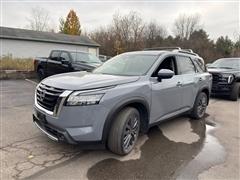 2023 Nissan Pathfinder 
