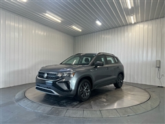 2022 Volkswagen Taos  2022 Volkswagen Taos