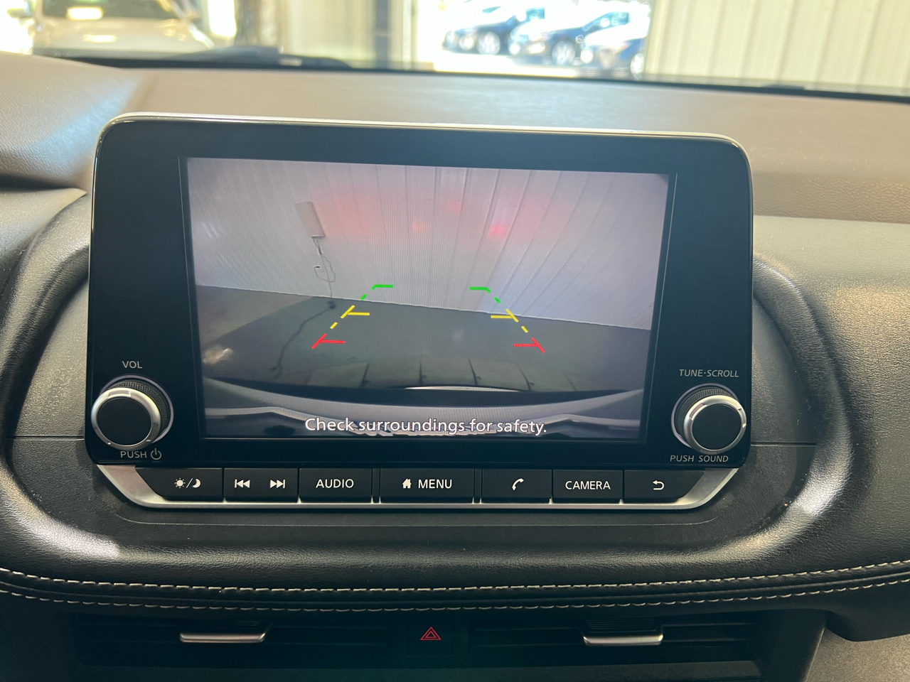 2023 Nissan Rogue SV photo 18