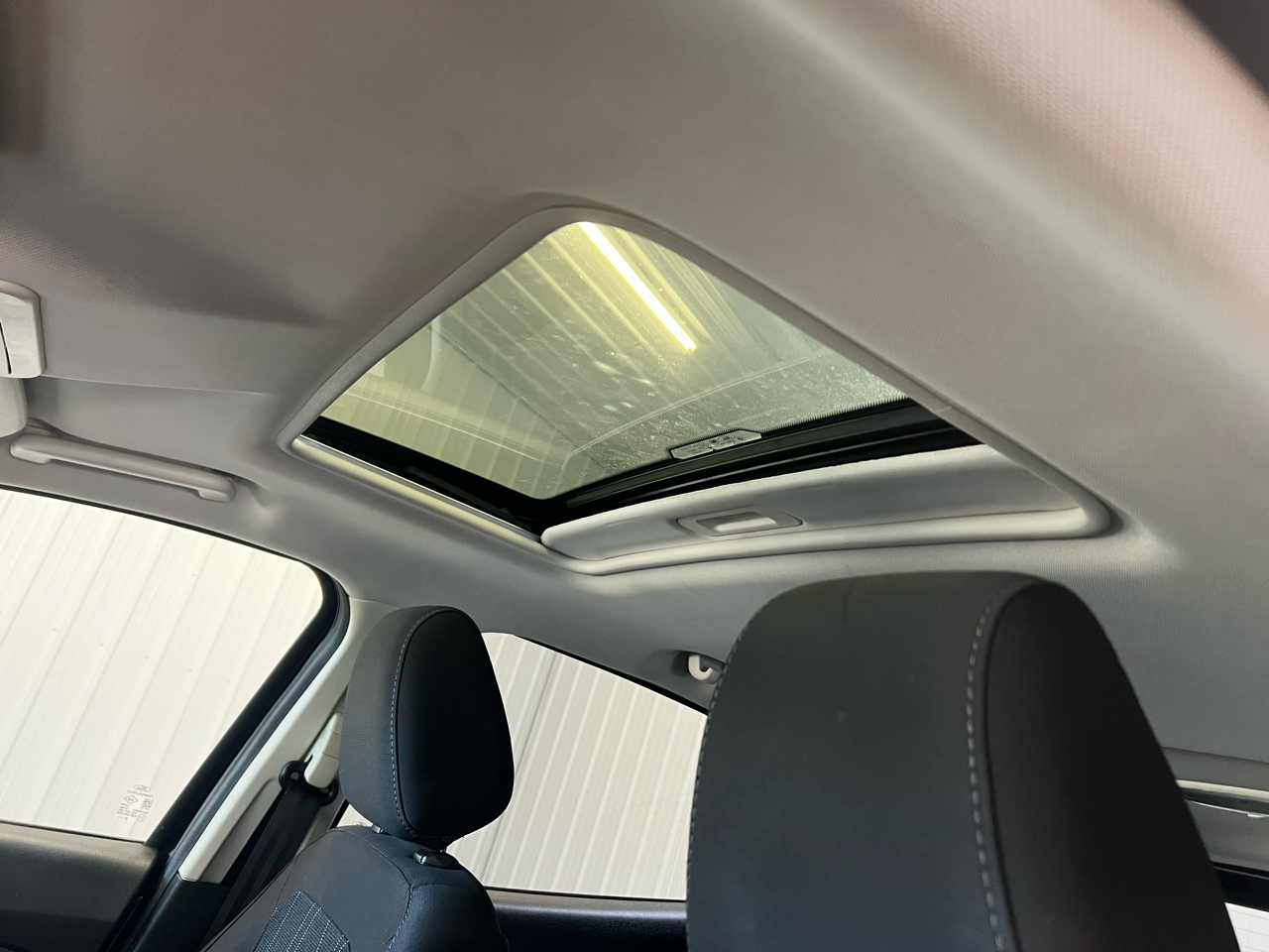 2019 Ford EcoSport SE photo 24