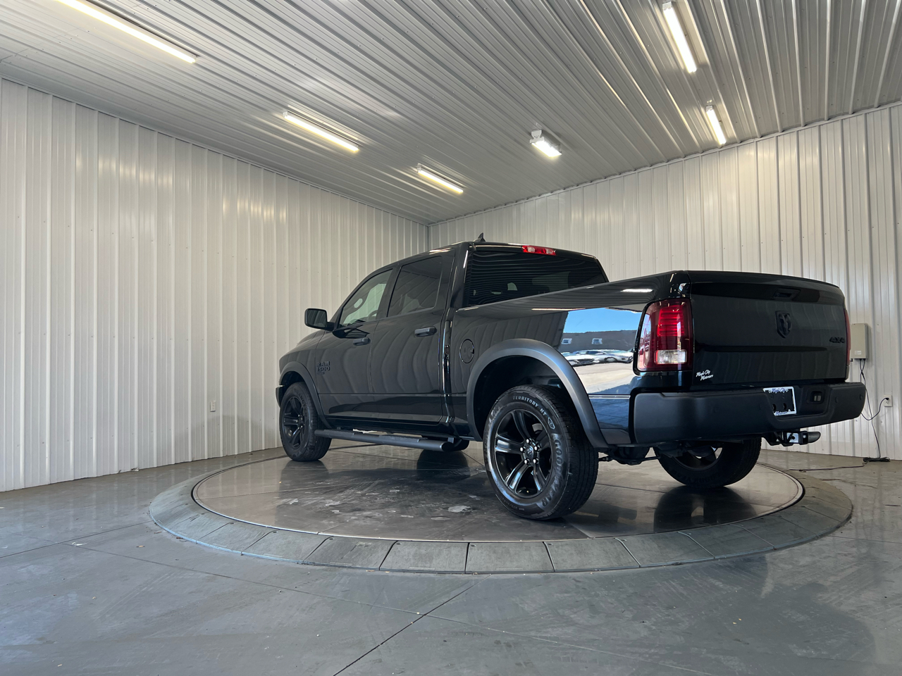 2022 Ram 1500 Classic Warlock photo 5