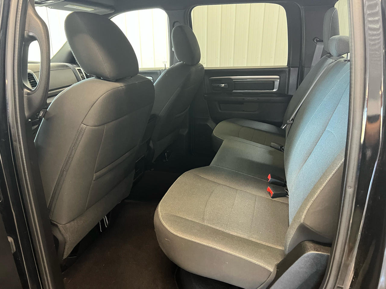 2022 Ram 1500 Classic Warlock photo 9