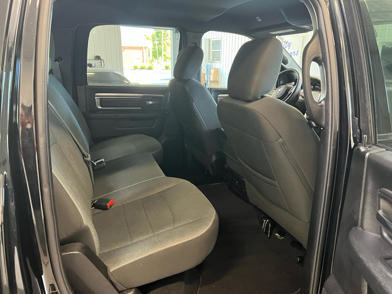 2022 Ram 1500 Classic Warlock photo 10