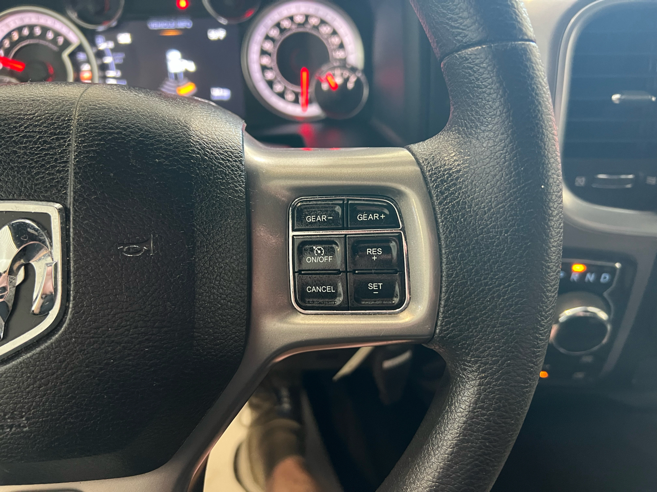 2022 Ram 1500 Classic Warlock photo 21