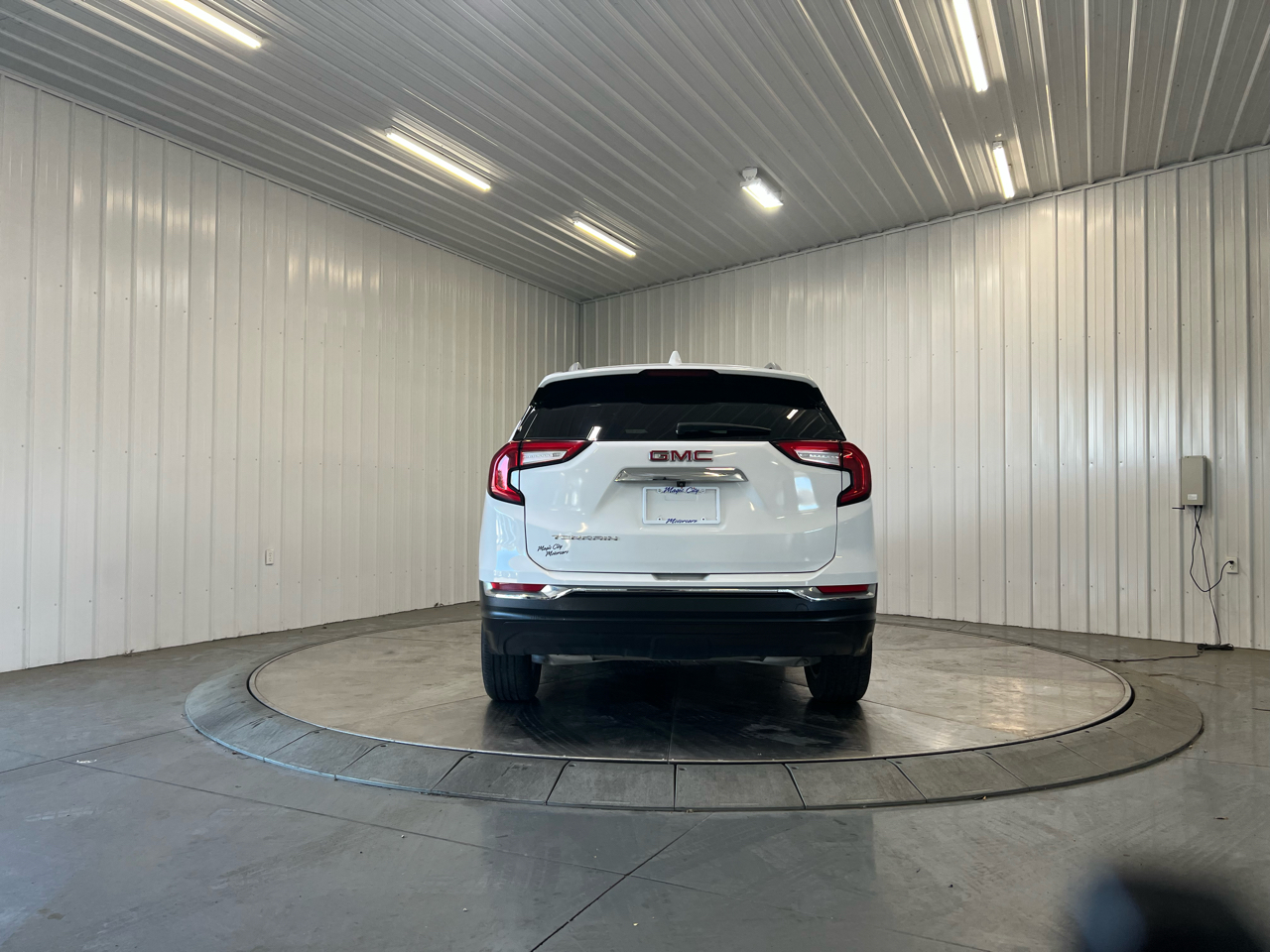 2024 Gmc Terrain SLT photo 4