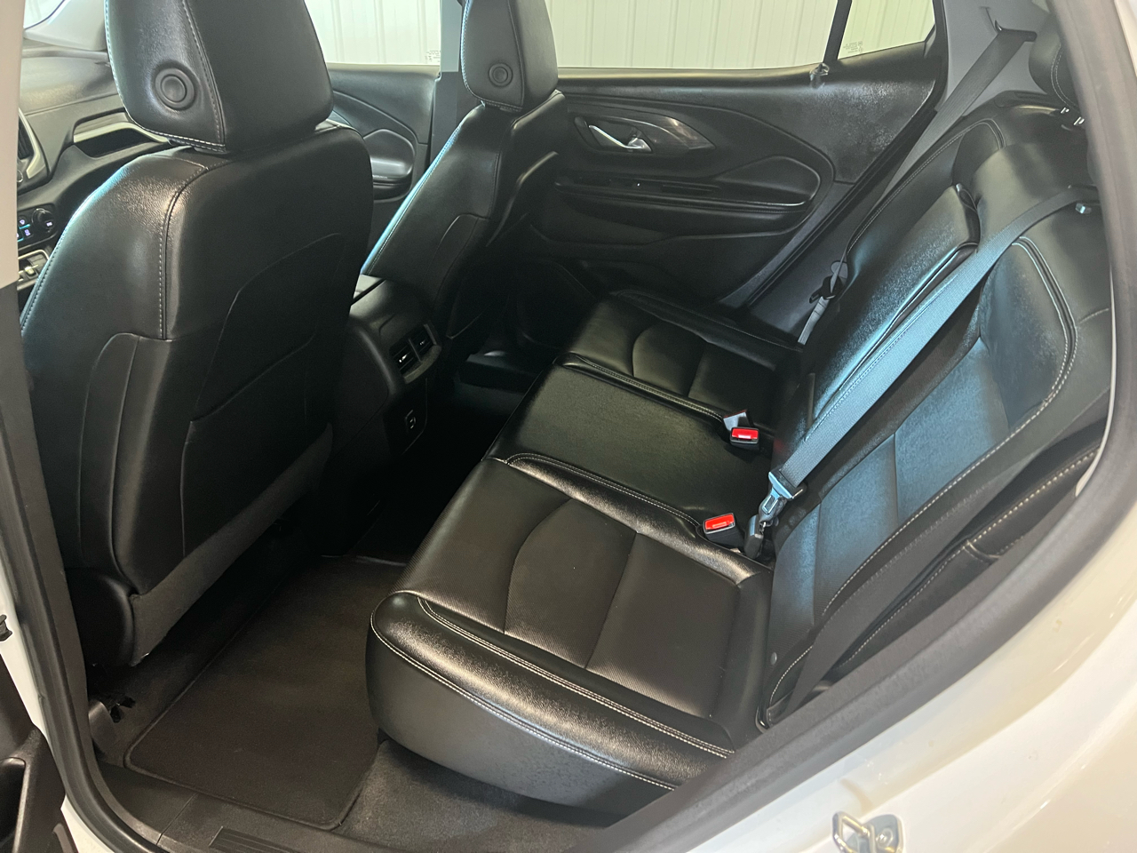 2024 Gmc Terrain SLT photo 8