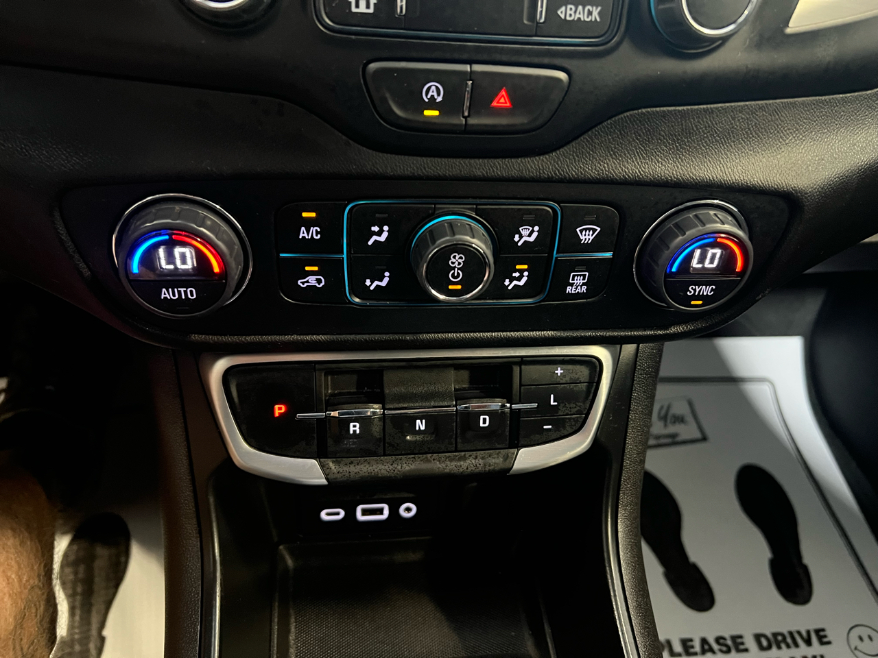 2024 Gmc Terrain SLT photo 15