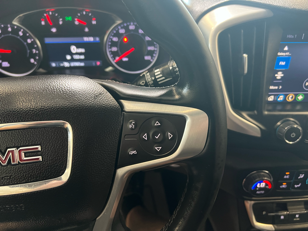 2024 Gmc Terrain SLT photo 18
