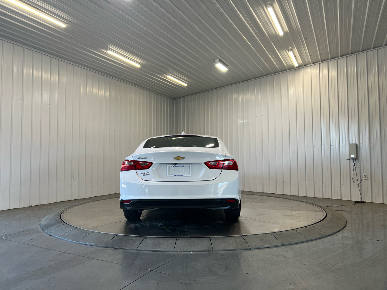 2023 Chevrolet Malibu 1LT photo 3