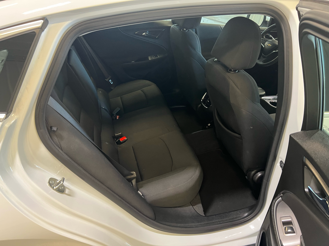 2023 Chevrolet Malibu 1LT photo 9