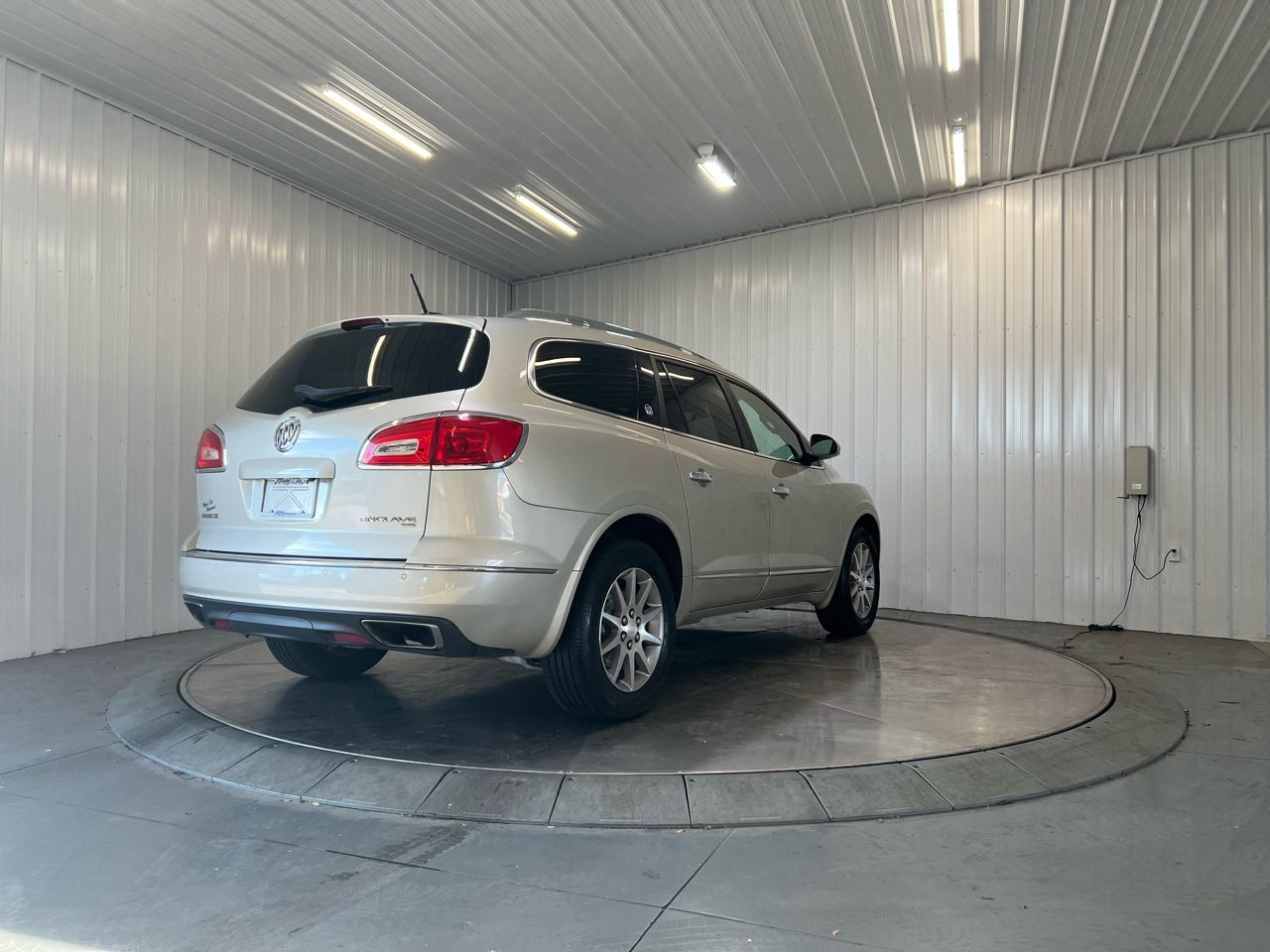 2016 Buick Enclave Leather photo 3