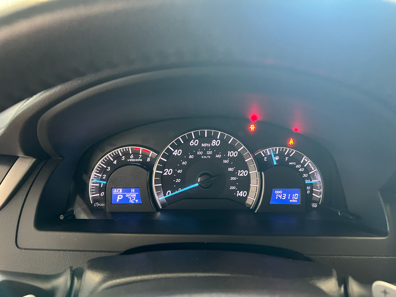 2012 Toyota Camry SE photo 15