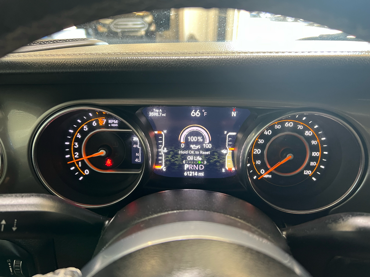 2023 Jeep Gladiator Overland photo 9